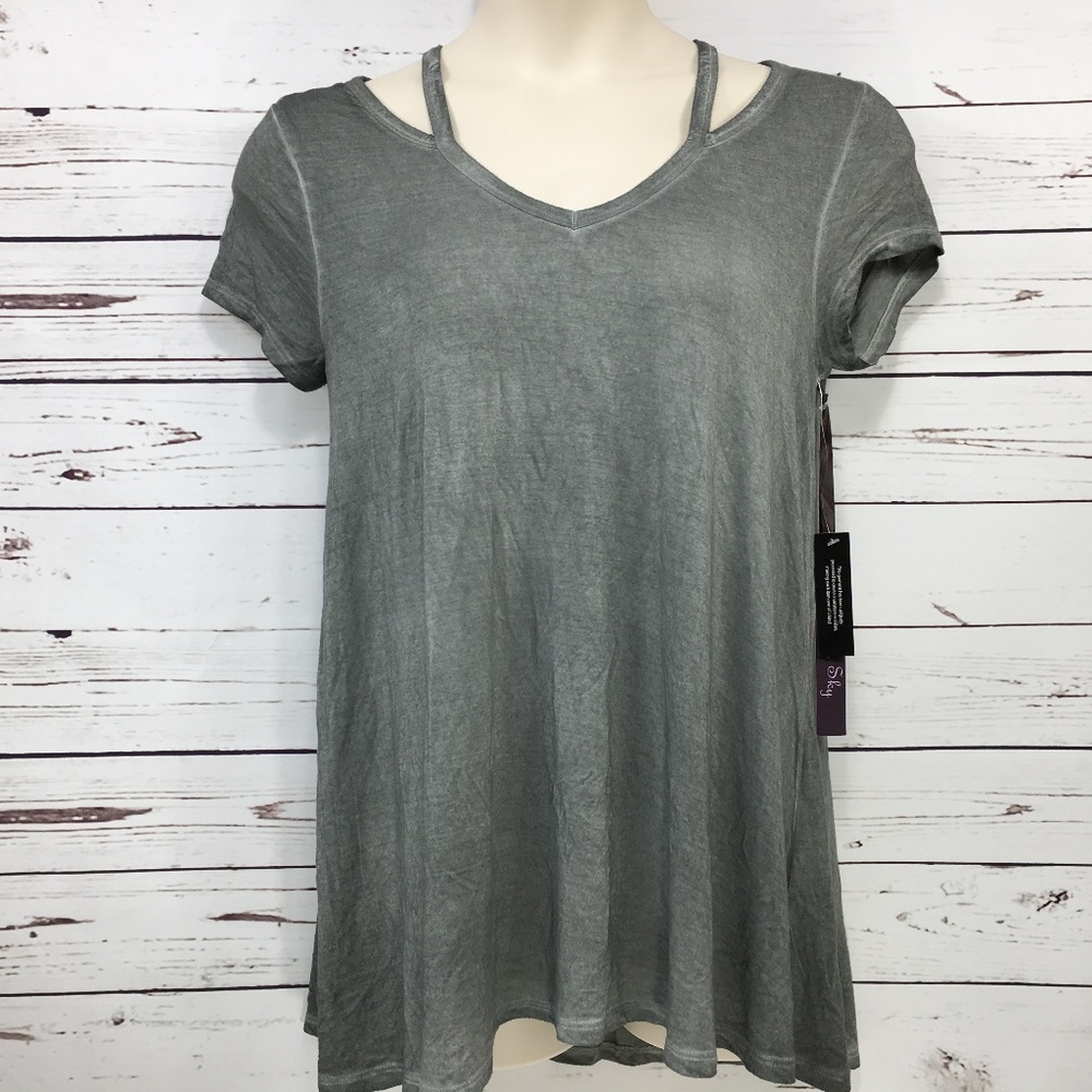 Olivia Sky Cutout Hi-Lo Hem Tee Cold Shoulder Top